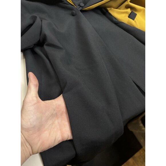 Wizarding World Harry Potter Hufflepuff Robe  XXXS Official Universal Studio EUC - Picture 13 of 13